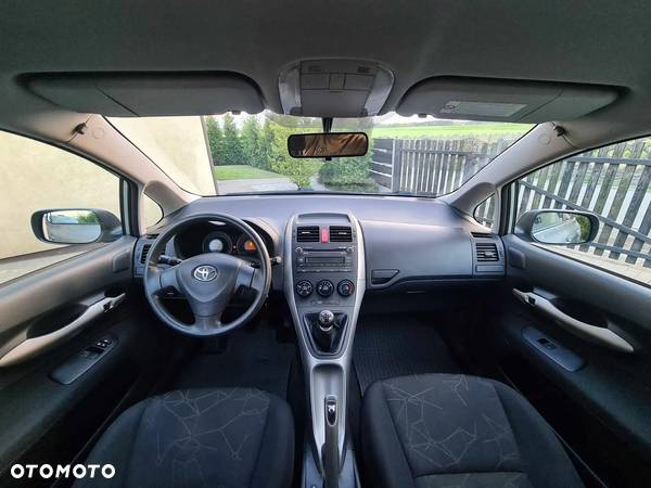 Toyota Auris 1.33 VVT-i Terra - 15