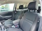 Toyota Avensis 2.0 VVT-i Sol plus Premium - 15