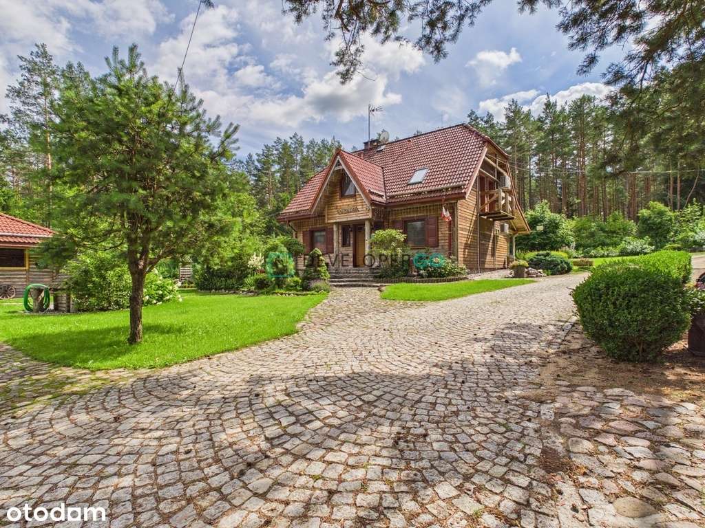 Inwestycyjna posiadłość z 3 domami | Grzybowce