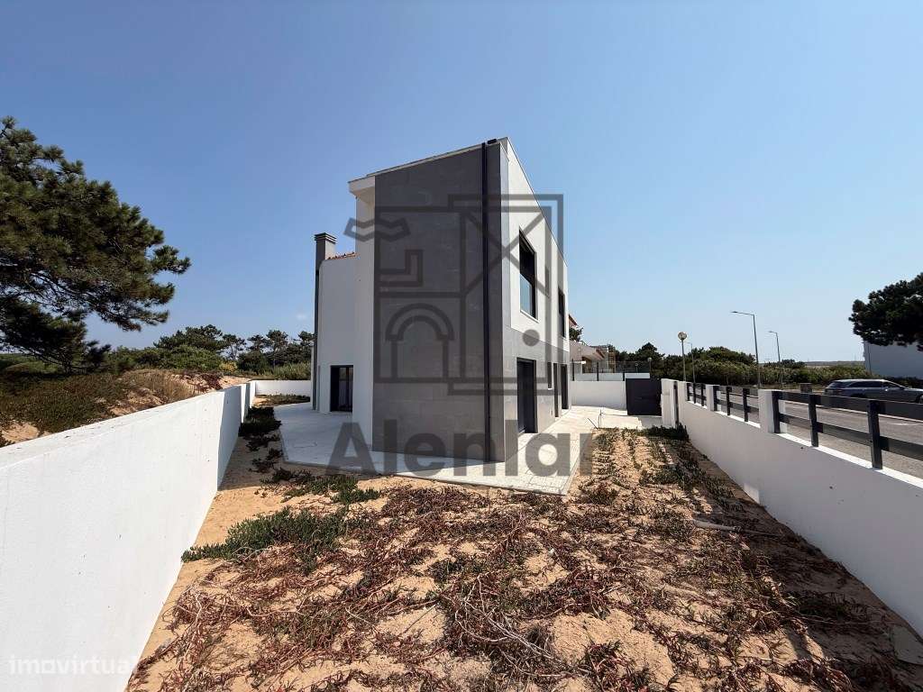 NOVA Moradia V4 a 800 metros da praia NOVA - Grande imagem: 5/60