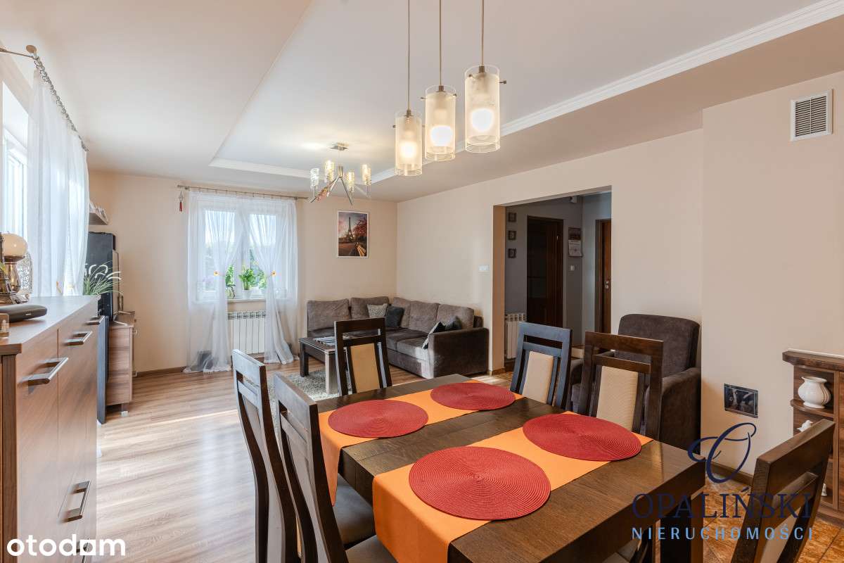 Dom z ogrodem i garażem umeblowany i wyposażony-11