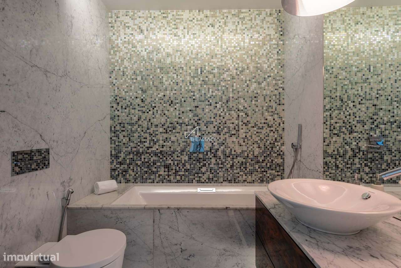 Duplex de luxo T2+1 com garagem no Chiado | 230 m² | Vistas panorâmica-29