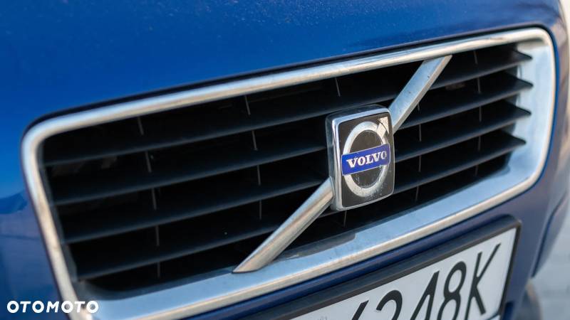Volvo C30 2.0D Momentum - 8