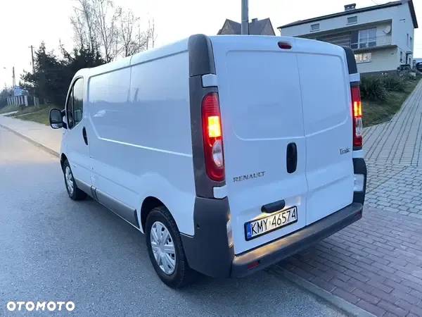 Renault Trafic - 15