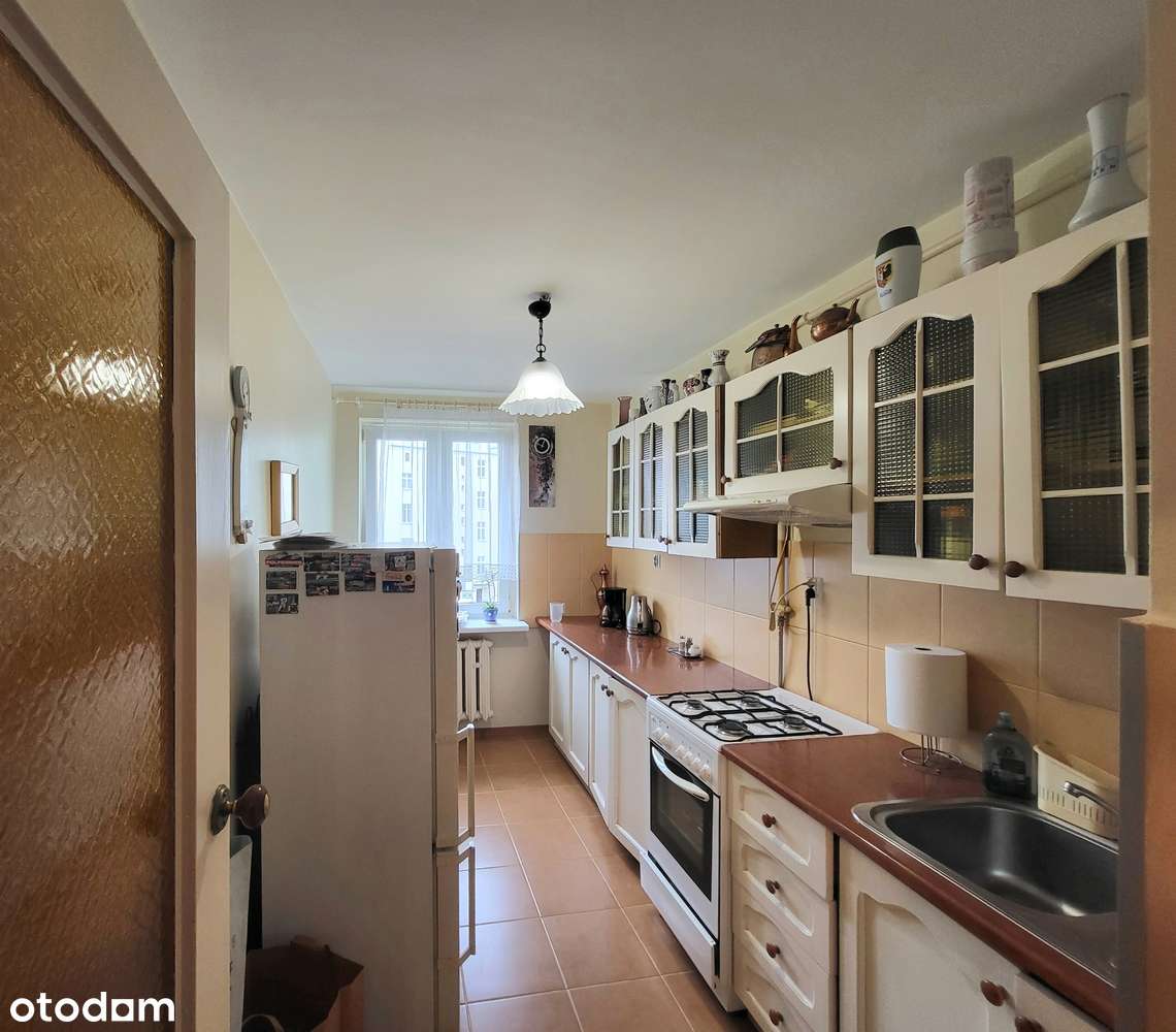 2 piętro, niski blok z 1990 roku, balkon-5