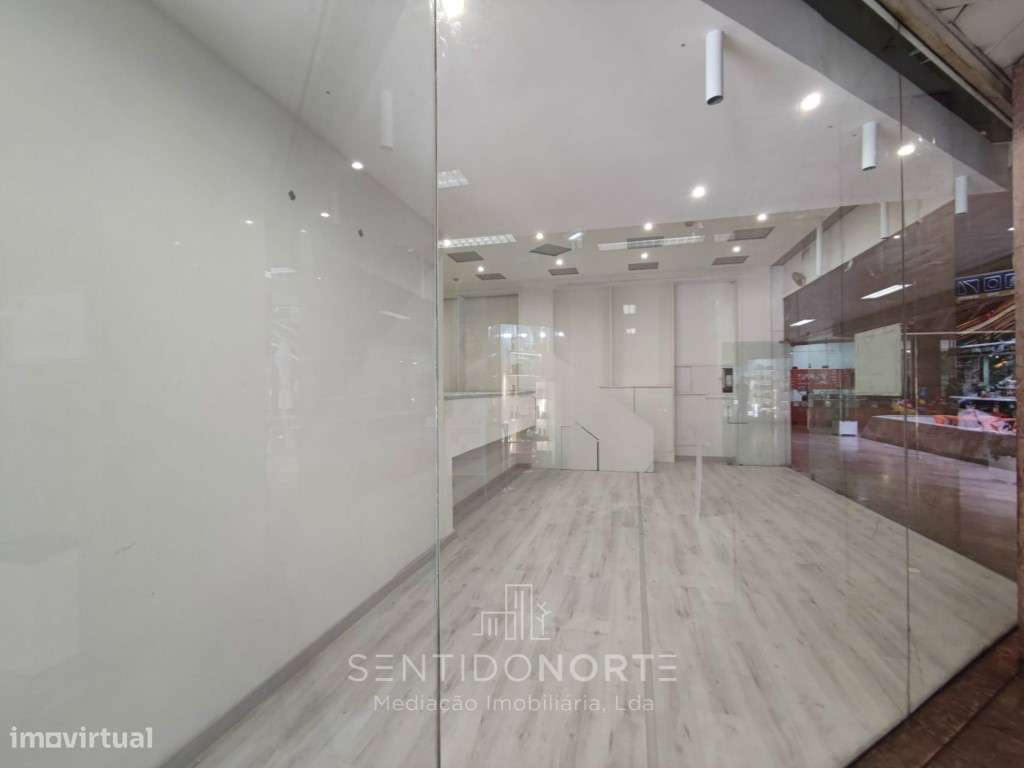 Loja no Centro Comercial Brasília-7