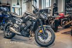 Triumph Street Triple - 1