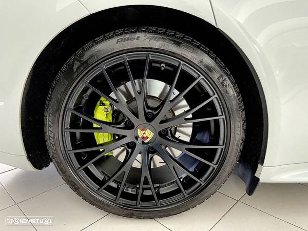 Porsche Panamera Sport Turismo 4 E-Hybrid - 25