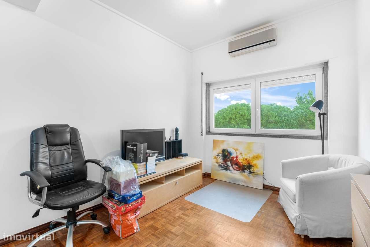 Moradia T4 com piscina, Paço de Arcos, Oeiras-20