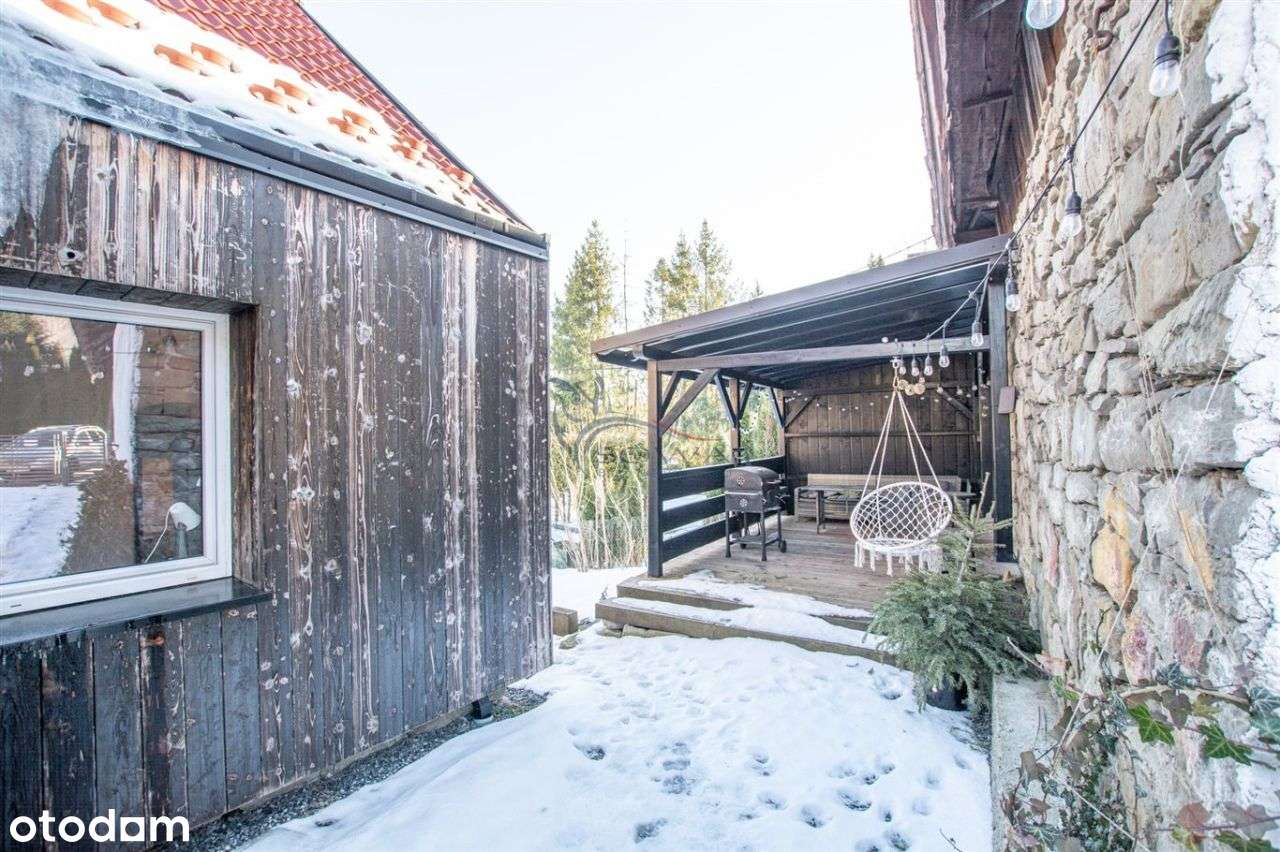 Dom w górach po generalnym remoncie.-8