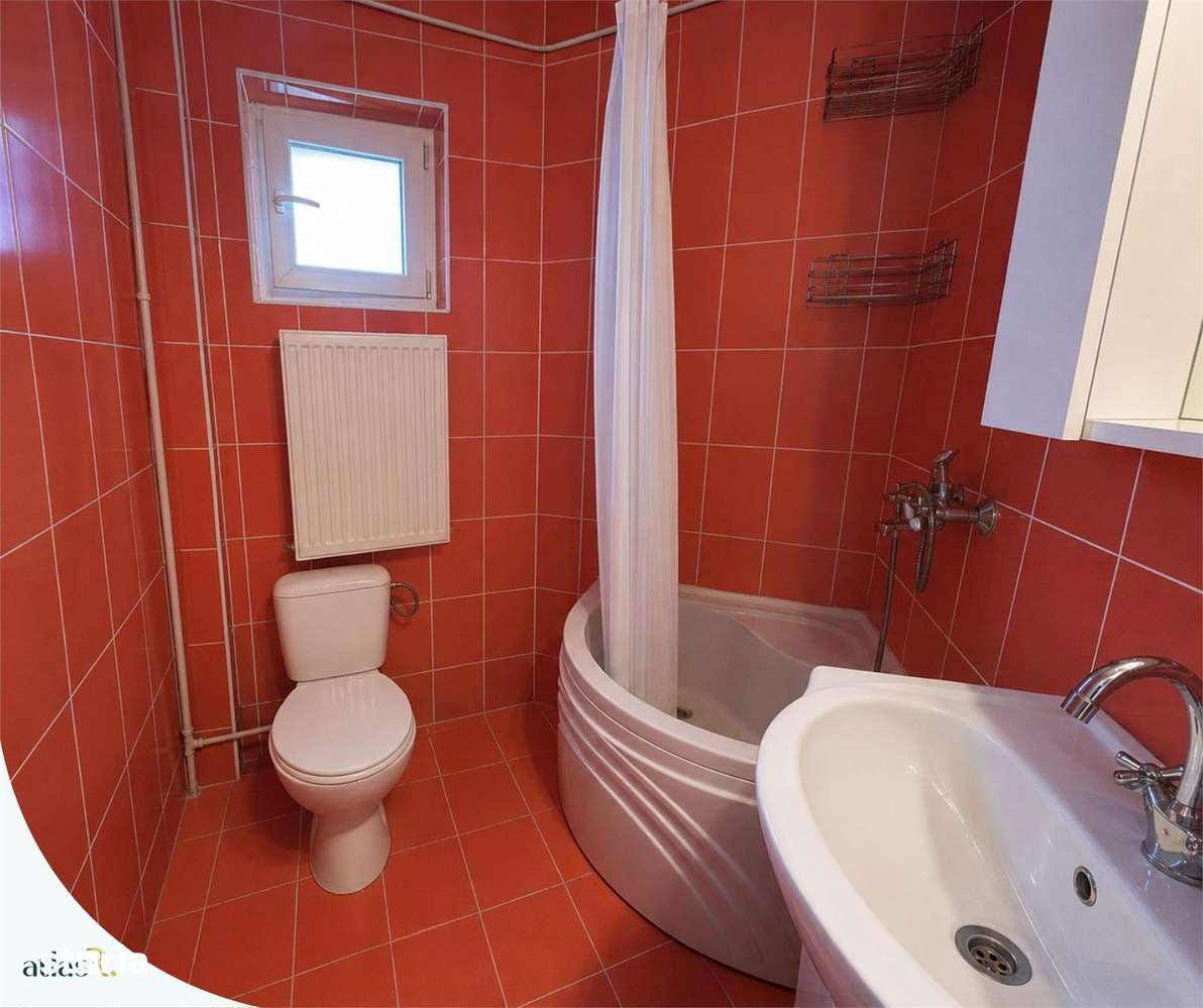 Apartament 3 camere  | 70 mp | etaj 4 | Nicolina | Bloc 1984-6