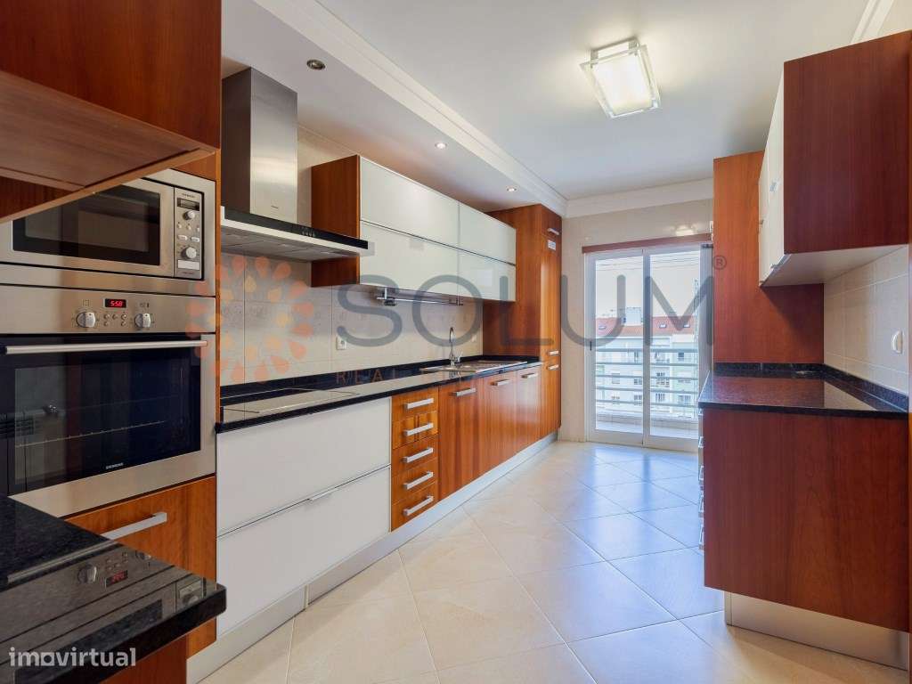 Duplex T4 no Montijo - Conforto e Localização Premium-13