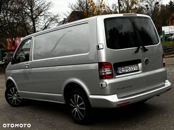 Volkswagen Transporter - 5