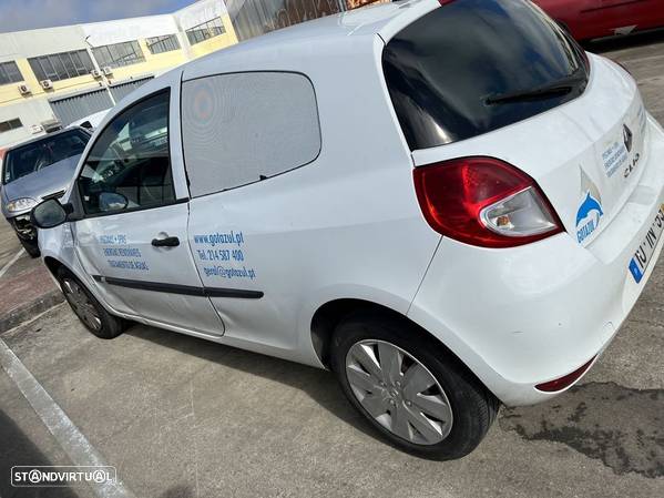 Renault Clio 3 1.5 dci ano 2009 para peças - 3