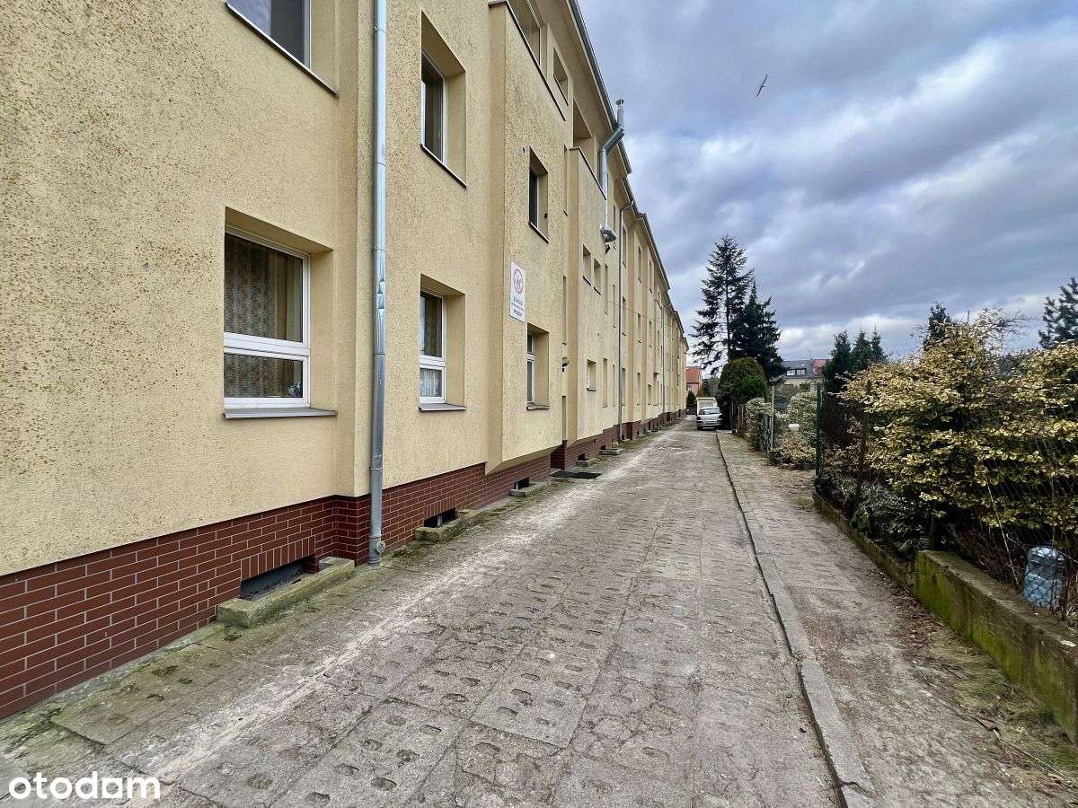 3Pokoje/Mickiewicza/2piętro/niski budynek-19