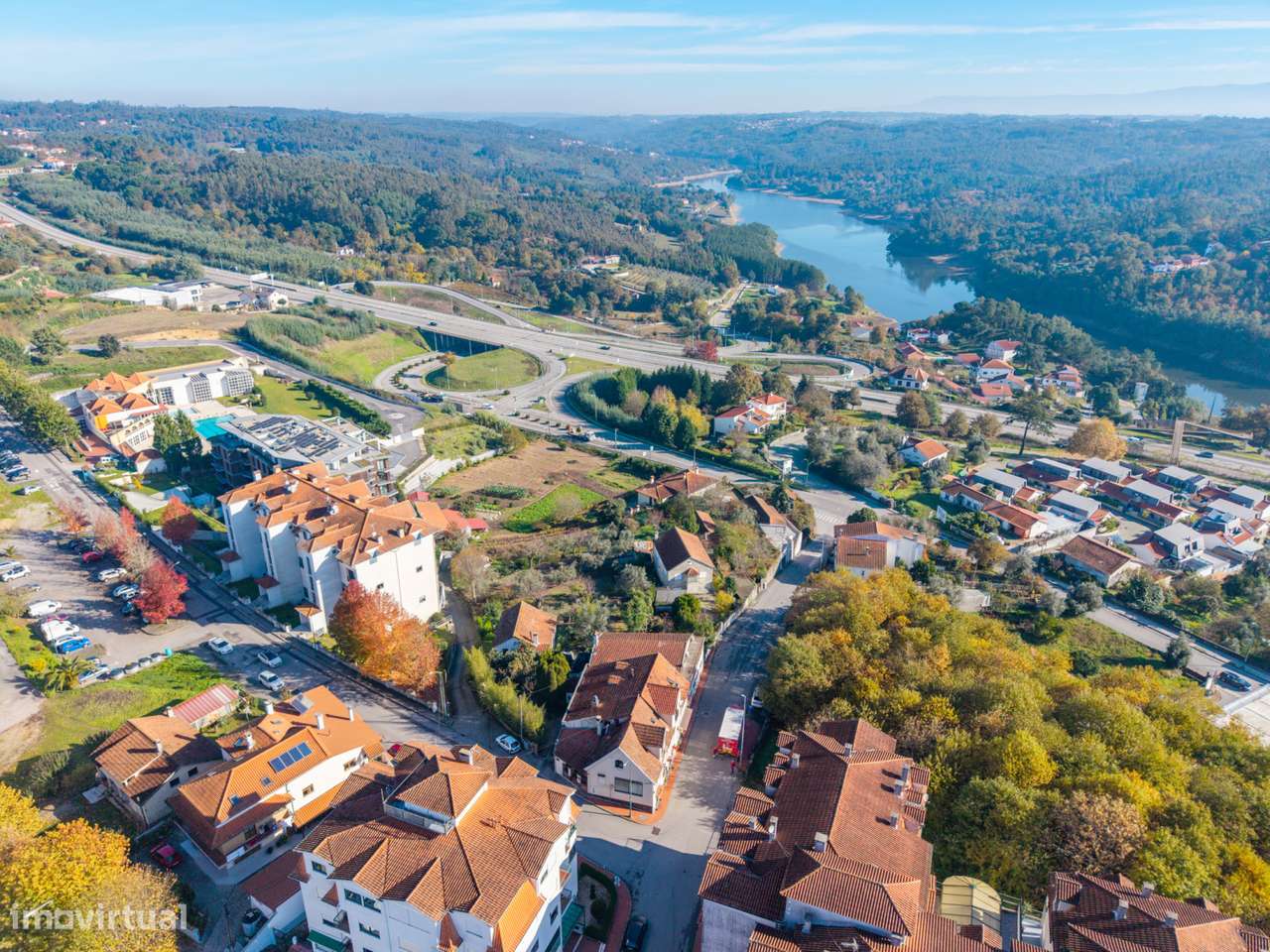 Prédio com Espaço de Restauração e 5 Apartamentos – Santa Comba Dão-9