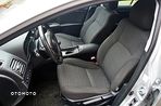 Toyota Avensis 1.8 Active - 18