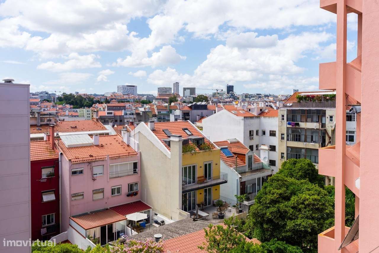 T3+1 Duplex em Edifício Recuperado!-6