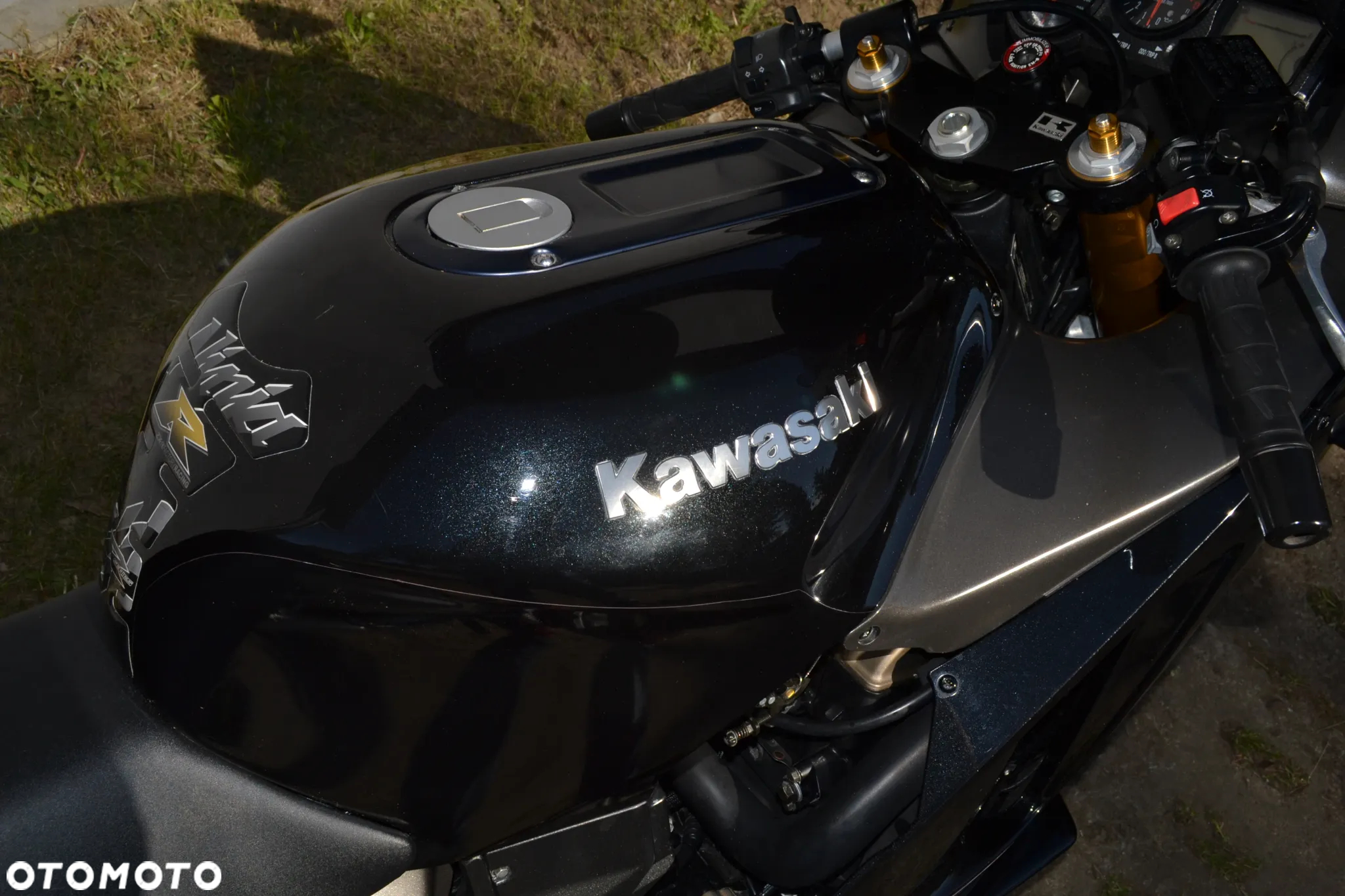 Kawasaki ZX - 16