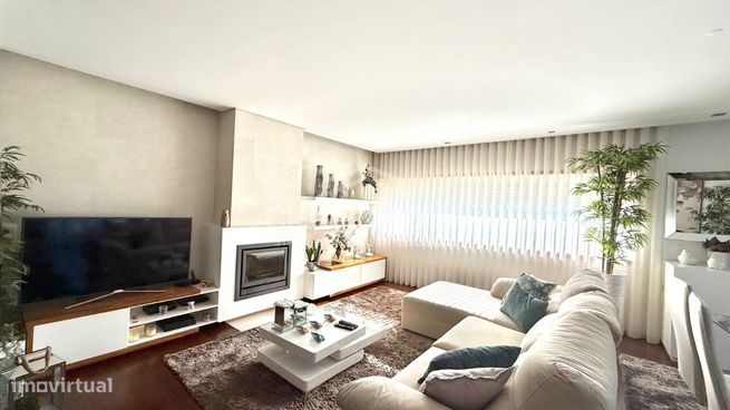 Apartamento T3 nas Varandas do Castelo - Santa Maria da Feira-1