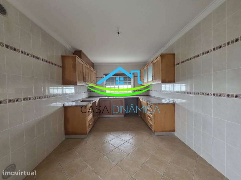 Moradia semi-nova nunca habitada-2