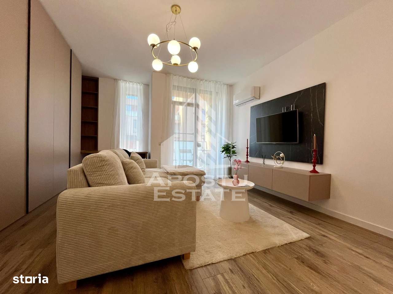 Apartament de lux cu 2 camere, open space, zona Torontalului - Imagine principală: 2/13