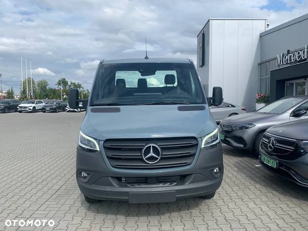 Mercedes-Benz Sprinter - 5