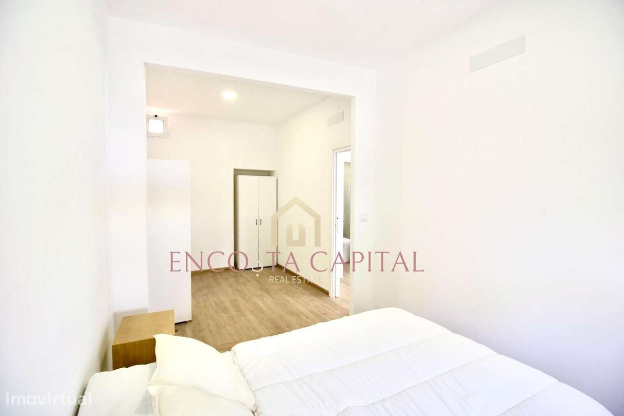 Apartamento T1 Rua José Elias Garcia 147 Parede-9