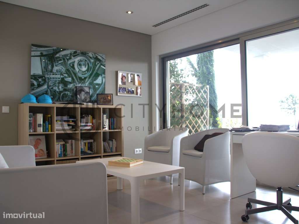 Moradia T5 com vista panorâmica de 180º sobre o mar em Loulé-12