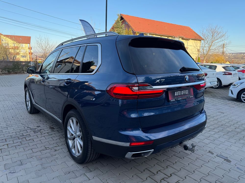 bmw x-7