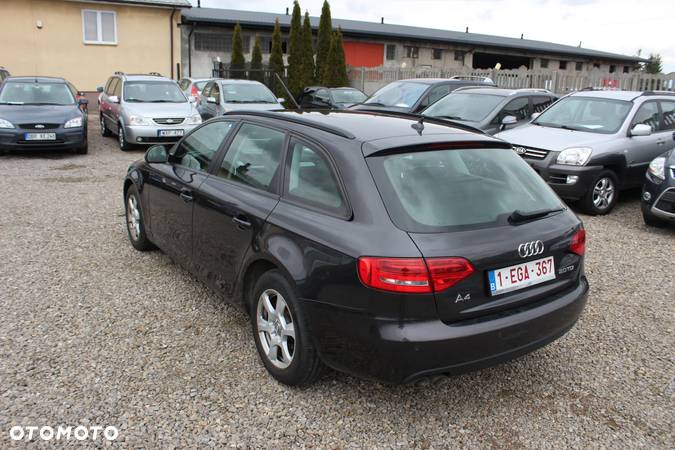 Audi A4 Avant 2.0 TDI DPF Attraction - 3