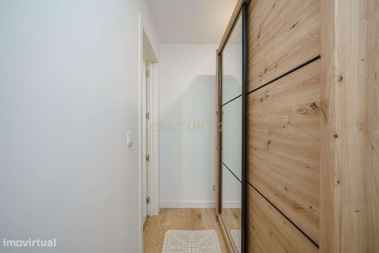 Excelente Oportunidade! T2 com Logradouro | 61m² | Rés-do-Chão | Total-11