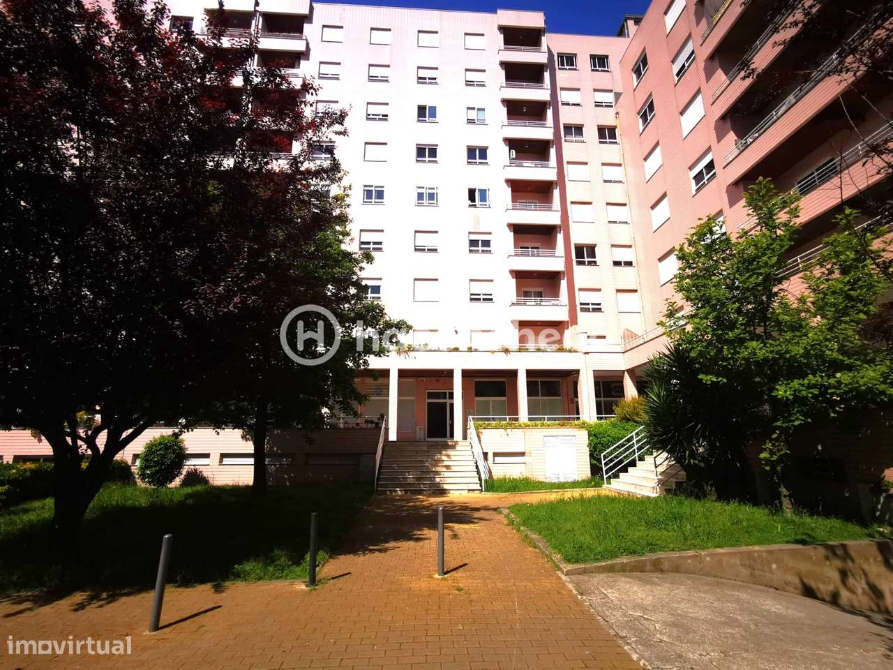 Apartamento T3 com garagem São Vitor no centro de Braga perto do Braga - Grande imagem: 2/20