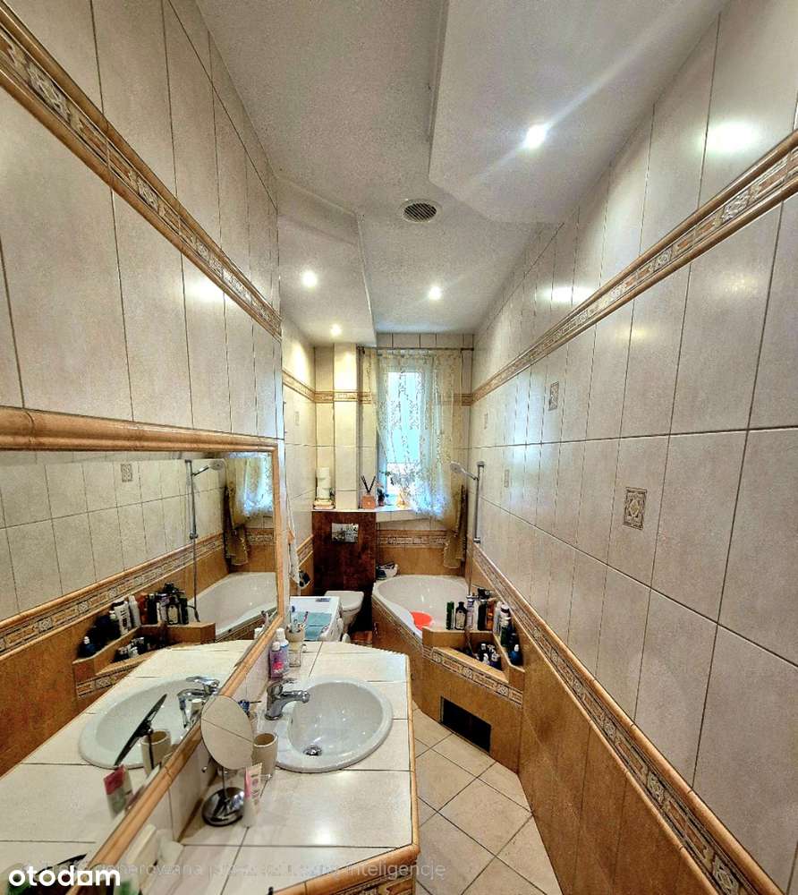 Klimatyczne mieszkanie 4 pok. mieszkanie w kamienicy.-5