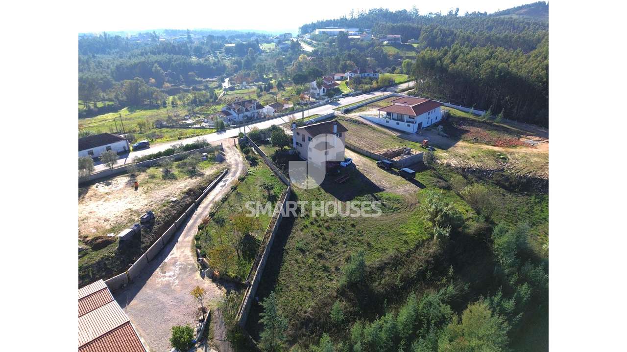 Moradia T4 Poços c/ terreno-48