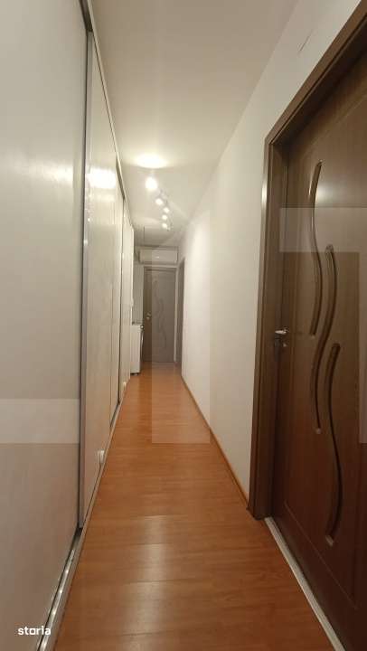 Apartament 3 camere, 60 mp, zona Aradului - Imagine principală: 5/14