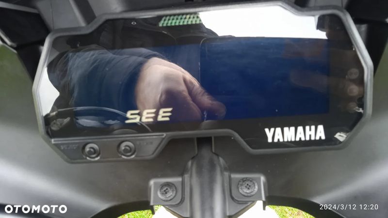 Yamaha YZF - 36