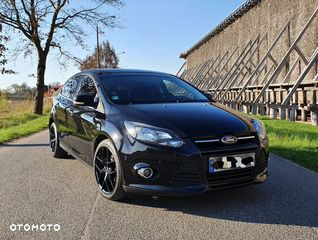 Ford Focus 1.0 EcoBoost Start-Stopp-System Champions Edition