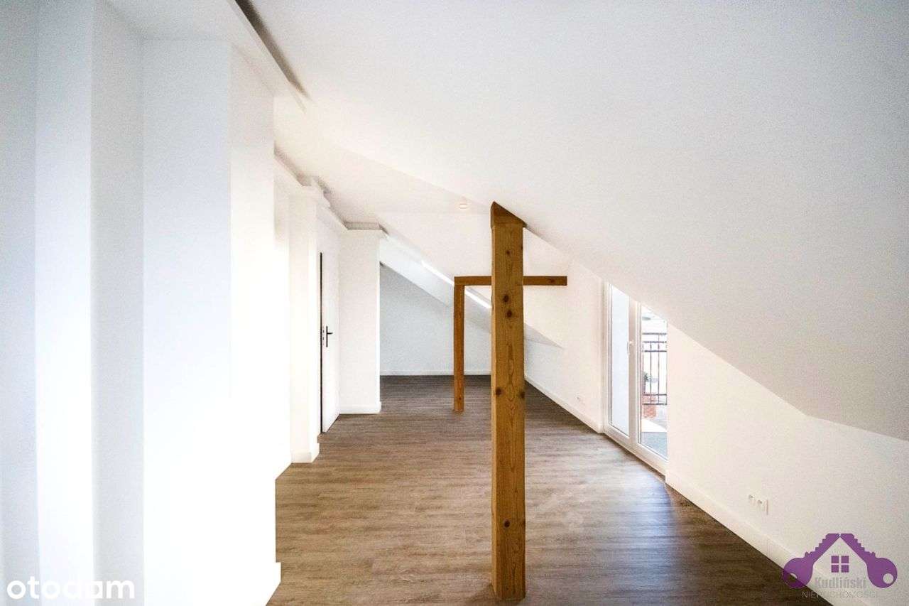 Rezydencjonalny bliźniak na granicy Poznania-14