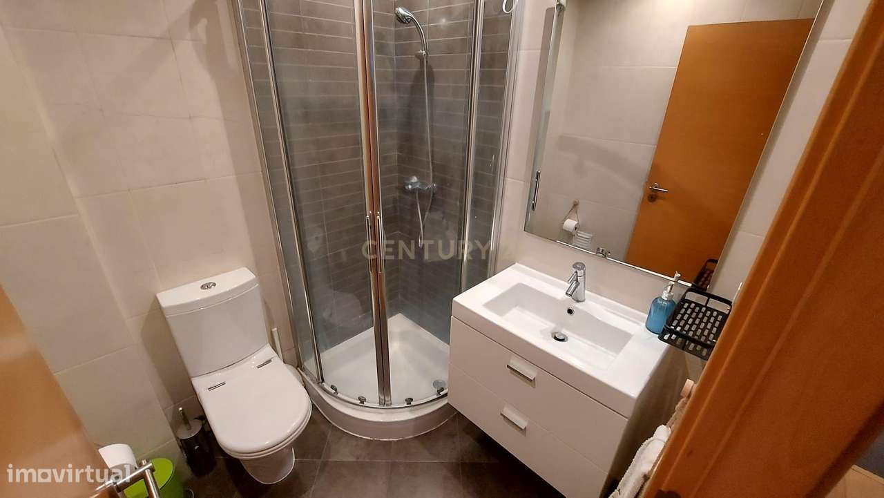 T5 Duplex em Alcochete | Vista Rio | Terraço Panorâmico-16