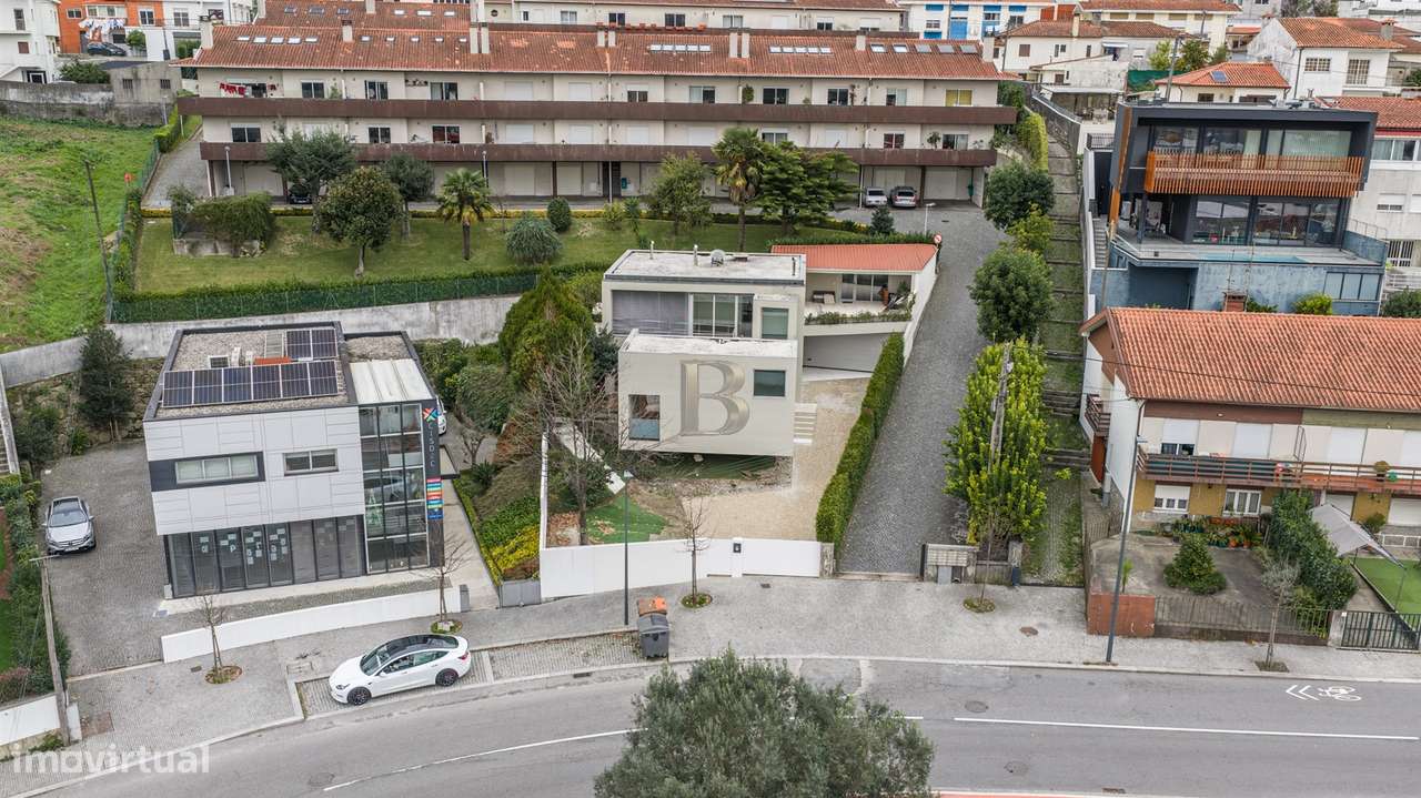 Moradia T4 Venda em Oliveira, São Paio e São Sebastião,Guimarães-16
