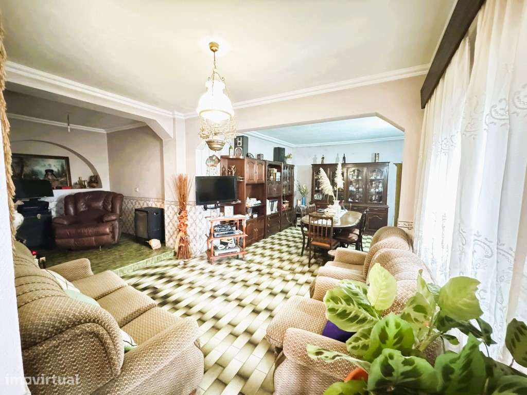Moradia T4 com Jardim em Campo - Caldas da Rainha | Espaço, Charme ...-5