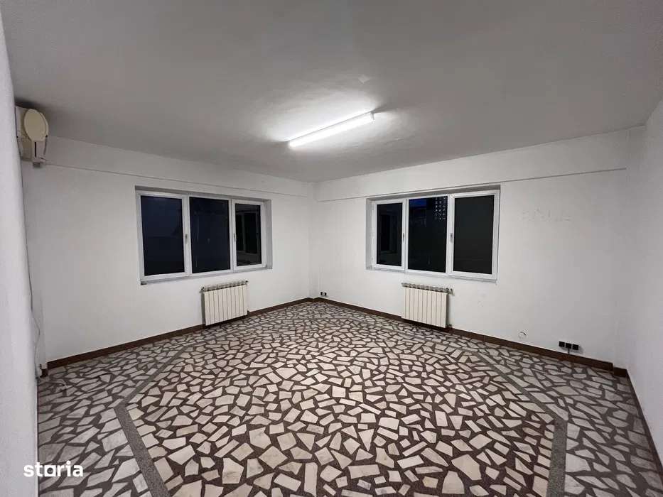 Spatiu birouri sau productie 220 mp|Chiajna|limita cu Sector6Bucuresti - Imagine principală: 4/8