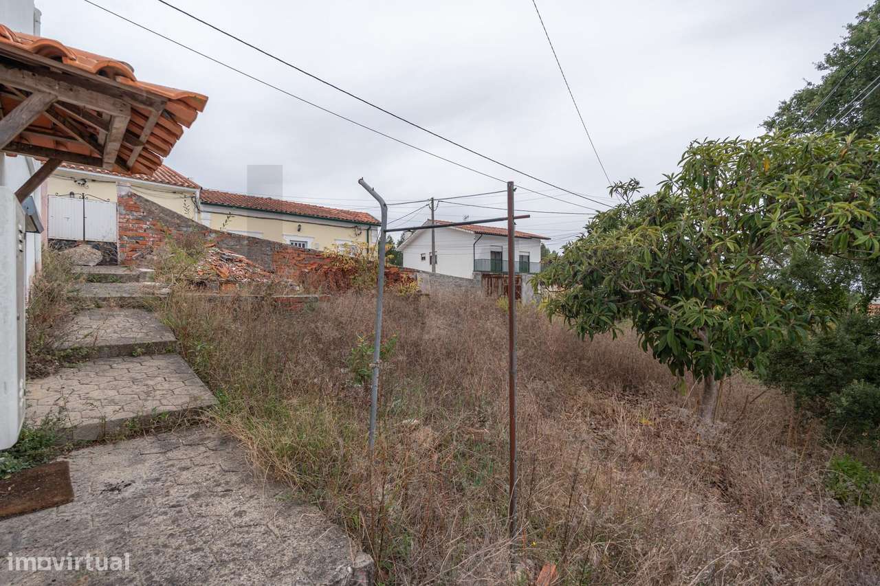 T1 com lougradouro em Fala, São Martinho do Bispo-16