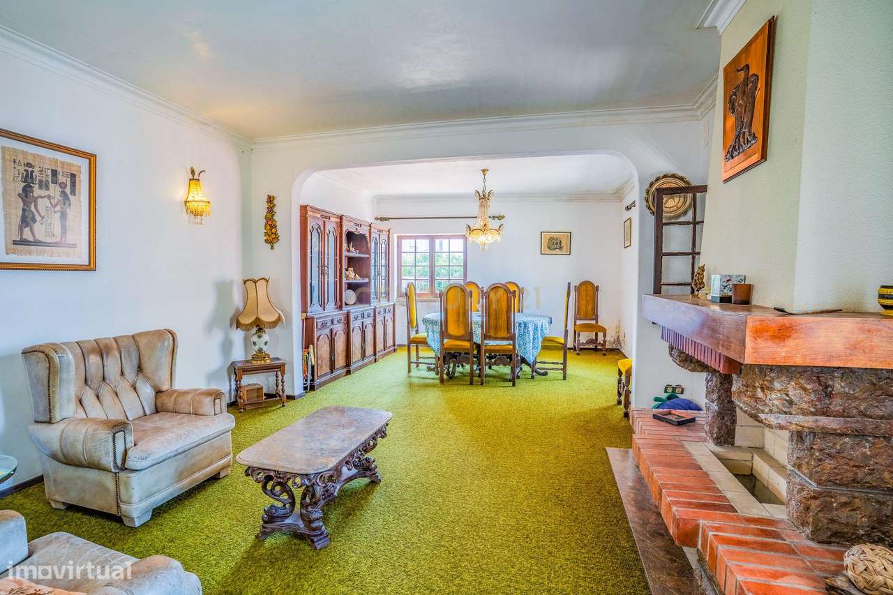 Moradia no Centro das Gaeiras. Uma casa única.-28