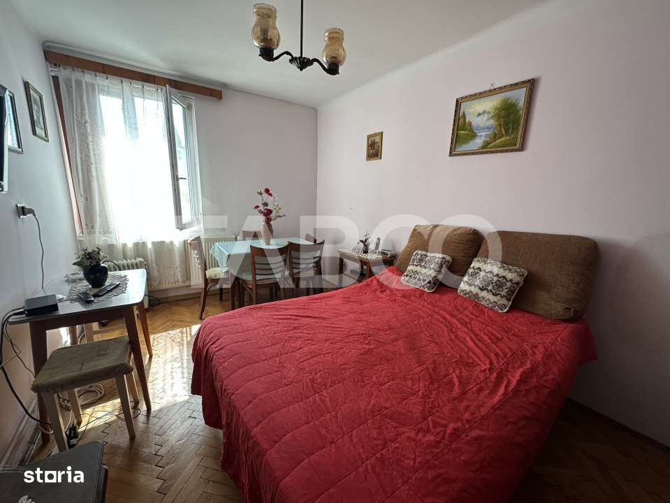 Apartament 2 camere 47 mpu decomandat 2 boxe la subsol garaj etaj 2 - Imagine principală: 3/12