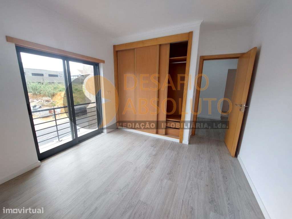 Moradia Isolada T5, boas áreas. Quinta da Alembrança - Feijó-25
