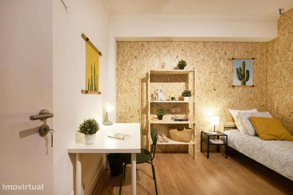 Quarto - localizado em Benfica Lisbon - Grande imagem: 5/9