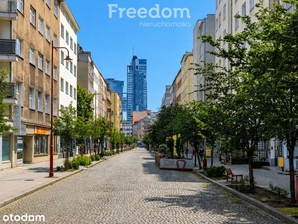 Kawalerka w centrum Gdyni ze słonecznym balkonem