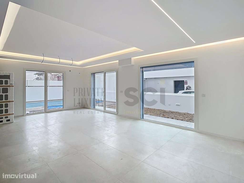 Moradia T3 com Logradouro e Churrasqueira em Pinhal General-12